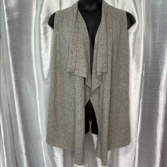 Vince Women’s Small Wool Cashmere Blend Sleeveless Cardigan Duster Cape - Picture 1 of 7